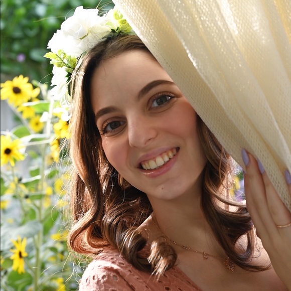 Meet your Posher, Noor - Picture 1 of 1